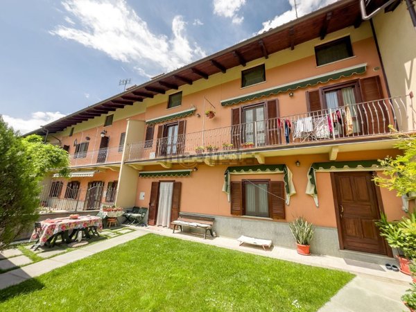 casa indipendente in vendita ad Avigliana