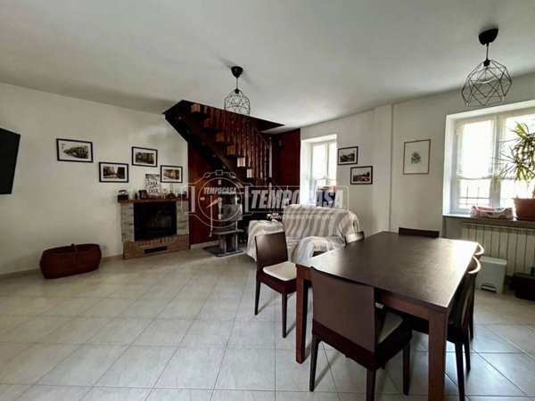 casa indipendente in vendita ad Avigliana