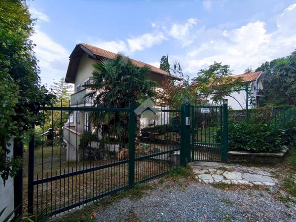 casa indipendente in vendita ad Avigliana