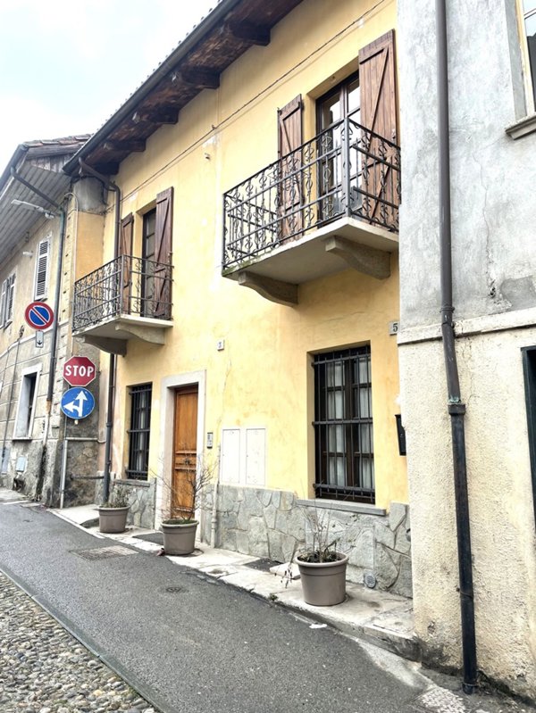 casa indipendente in vendita ad Avigliana