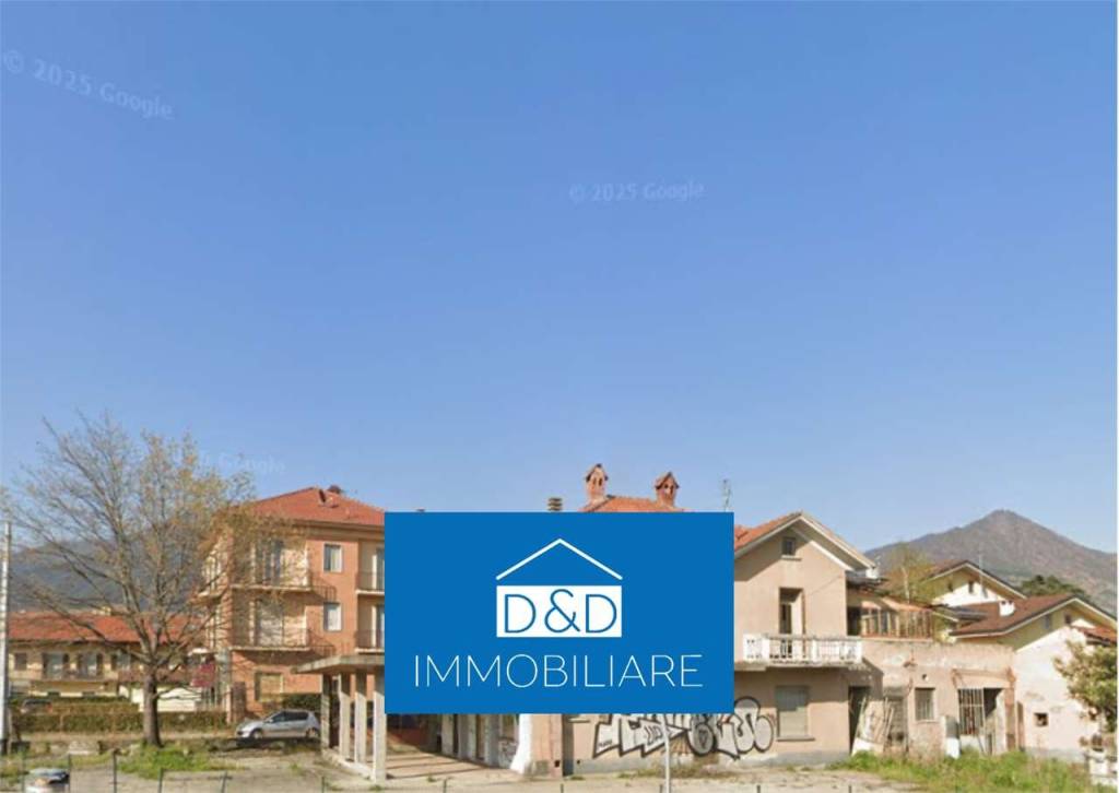 locale commerciale in vendita ad Avigliana