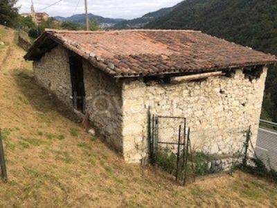 appartamento in vendita a Strozza