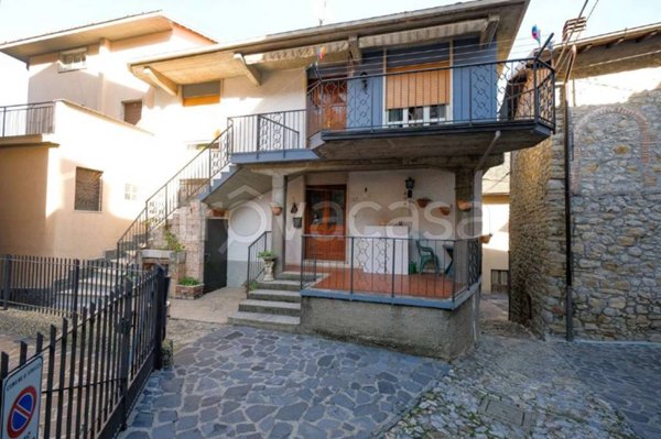 appartamento in vendita a Strozza