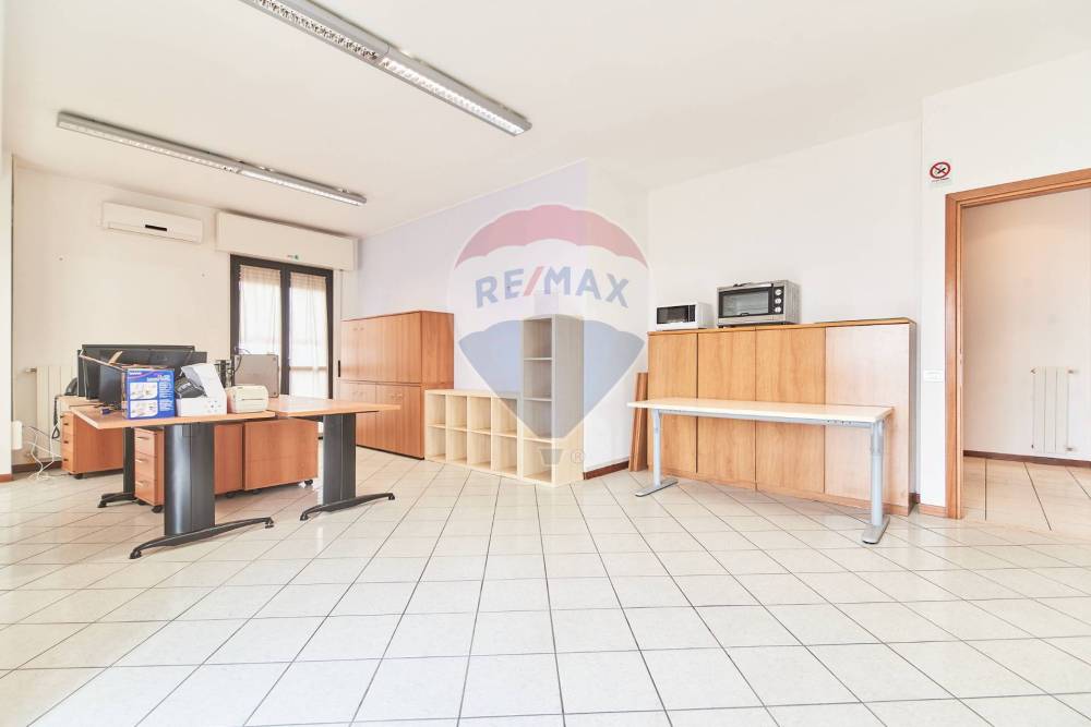 ufficio in vendita a Suisio