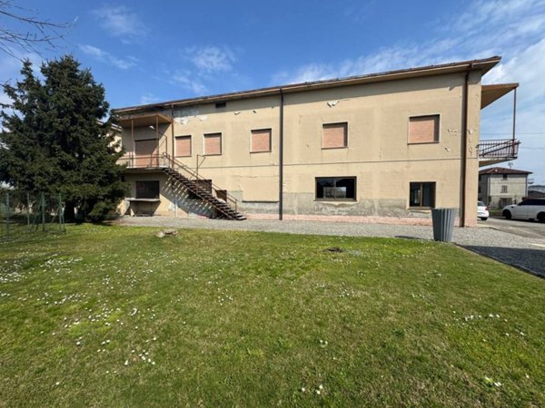 casa indipendente in vendita a Suisio