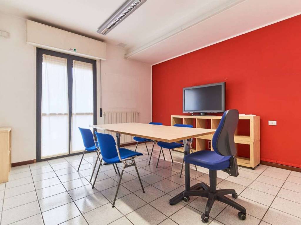 ufficio in vendita a Suisio