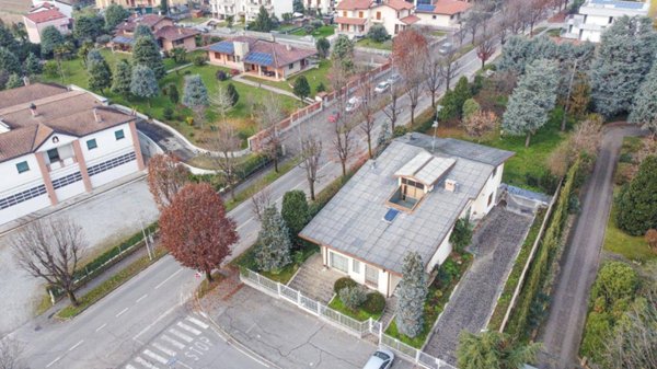 casa indipendente in vendita a Suisio