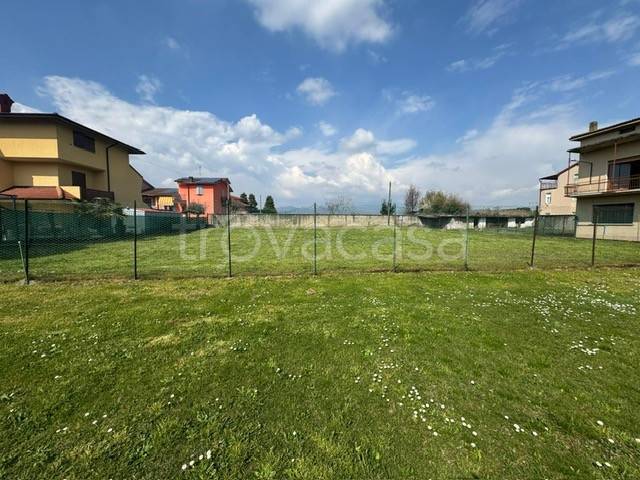 casa indipendente in vendita a Suisio