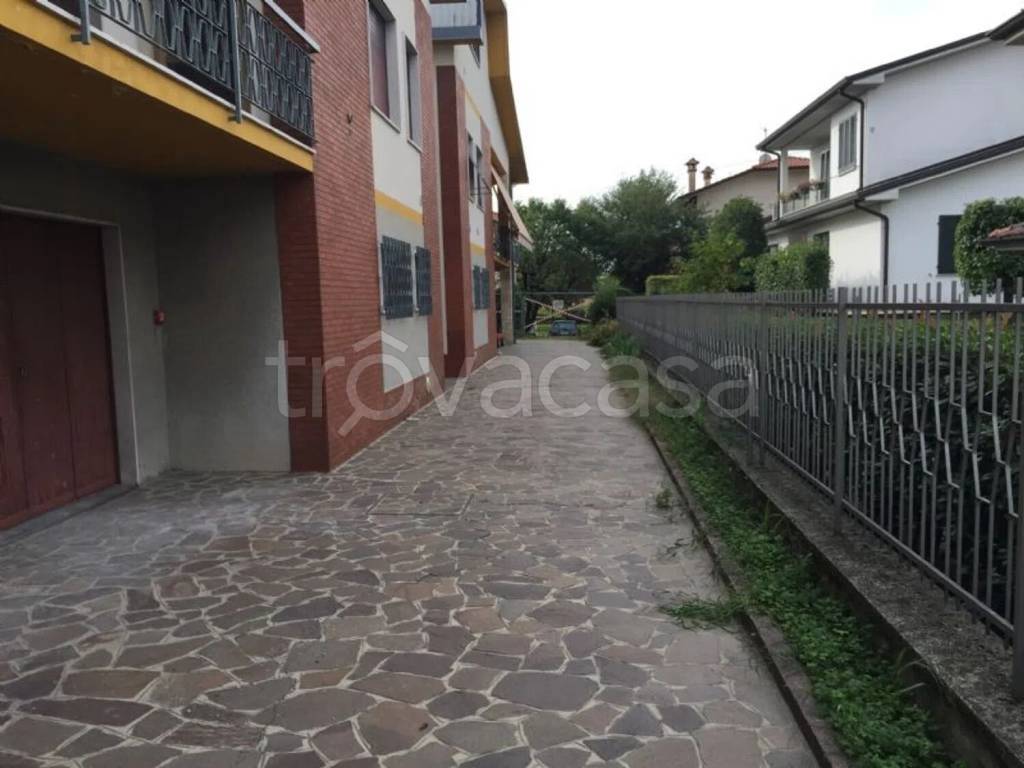 terreno edificabile in vendita a Suisio