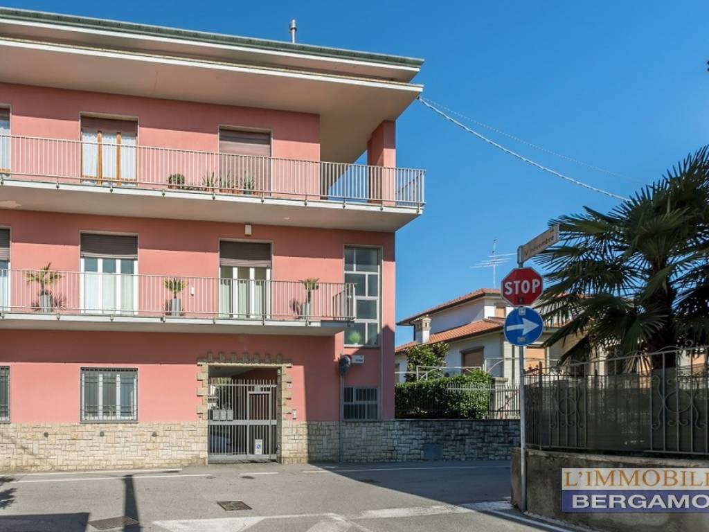 appartamento in vendita a Suisio