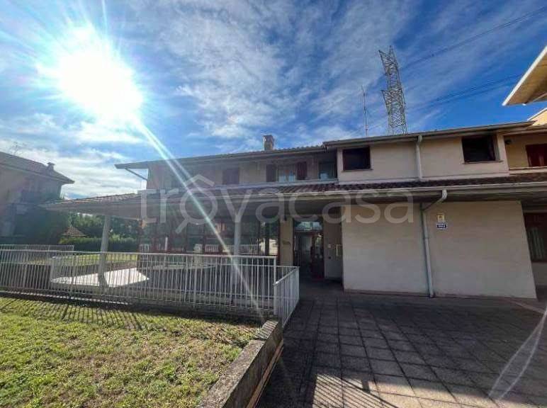 ufficio in vendita a Suisio