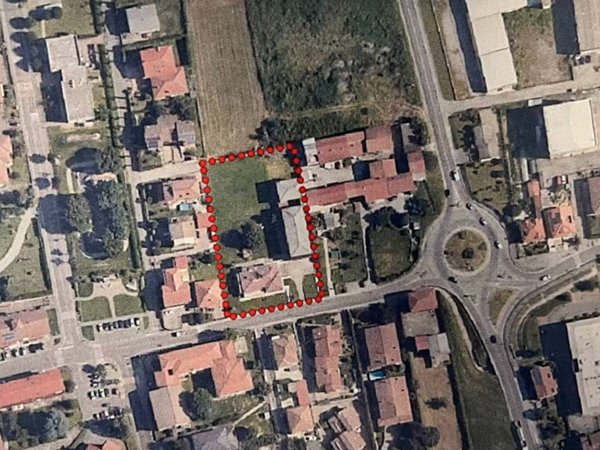 terreno edificabile in vendita a Suisio