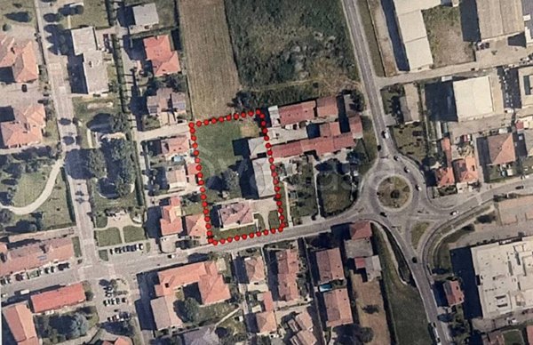 terreno edificabile in vendita a Suisio