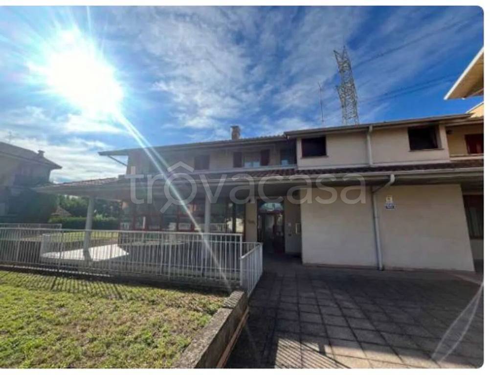 ufficio in vendita a Suisio