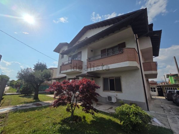 appartamento in vendita a Suisio