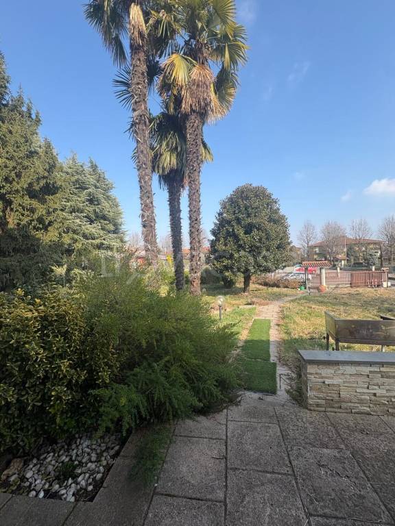 casa indipendente in vendita a Suisio