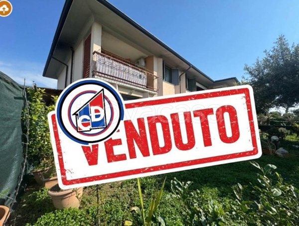 casa indipendente in vendita a Suisio