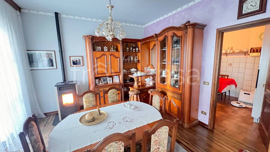 casa indipendente in vendita a Suisio