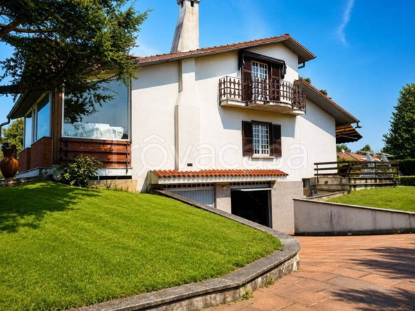 casa indipendente in vendita a Suisio
