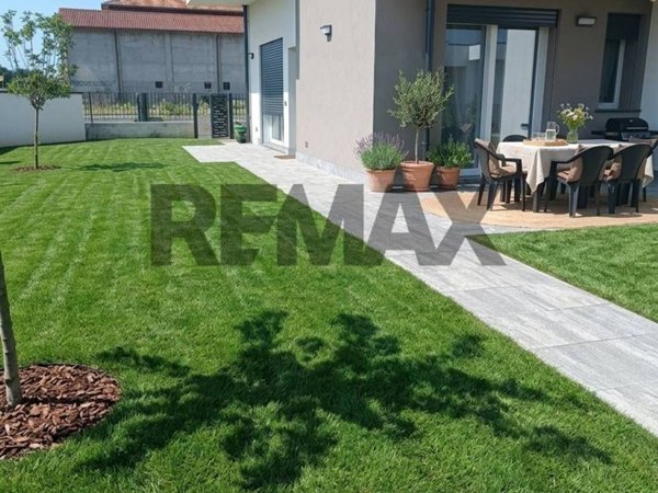 appartamento in vendita a Suisio