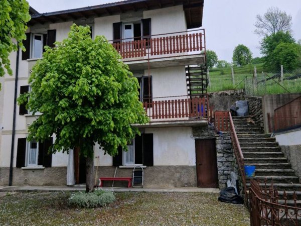 appartamento in vendita a Taleggio in zona Sottochiesa