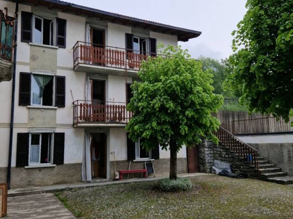 appartamento in vendita a Taleggio in zona Sottochiesa
