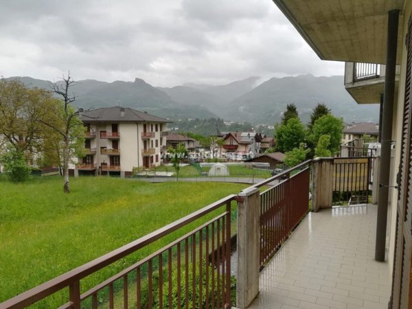 appartamento in vendita a Taleggio in zona Peghera