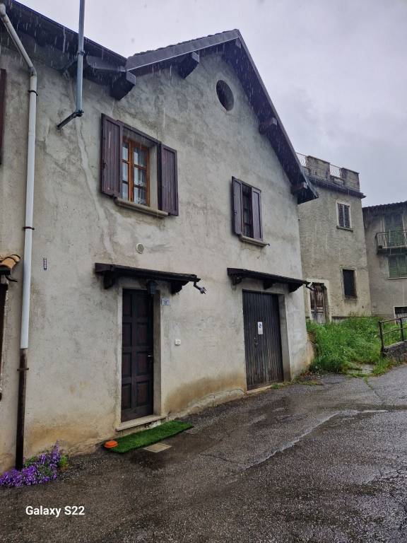 casa indipendente in vendita a Taleggio
