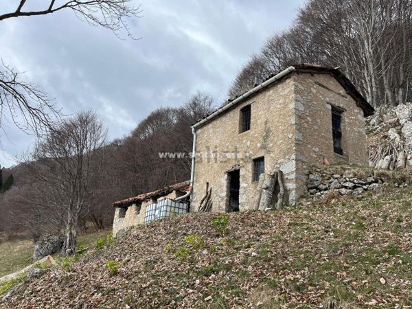 appartamento in vendita a Taleggio