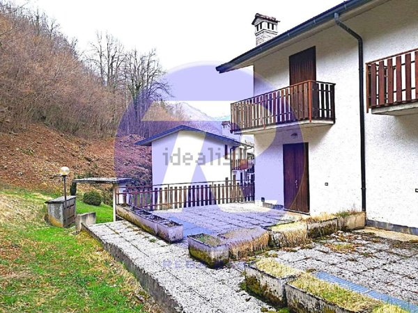appartamento in vendita a Taleggio in zona Sottochiesa