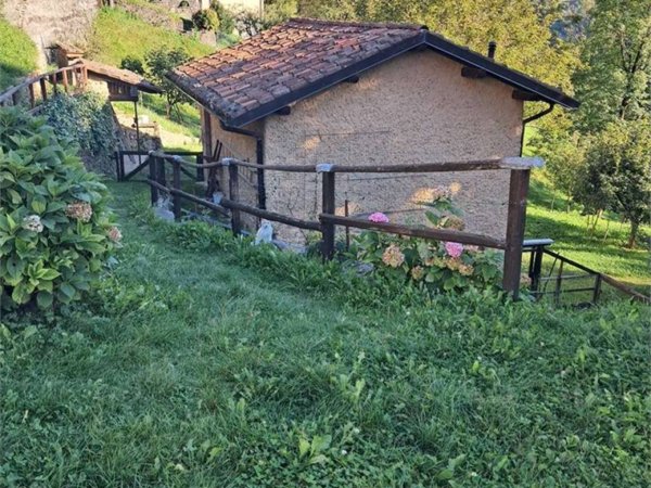 appartamento in vendita a Taleggio in zona Olda