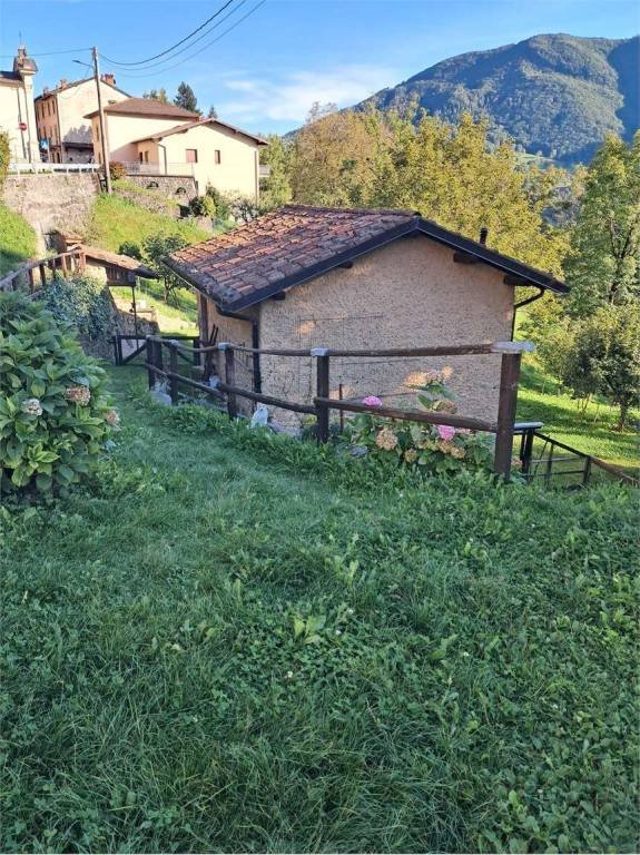 appartamento in vendita a Taleggio in zona Olda