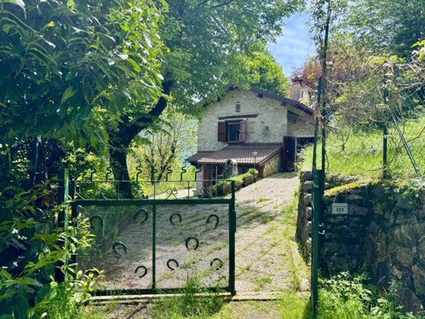 casa indipendente in vendita a Taleggio