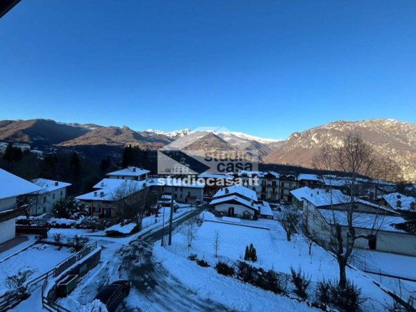 appartamento in vendita a Taleggio in zona Peghera