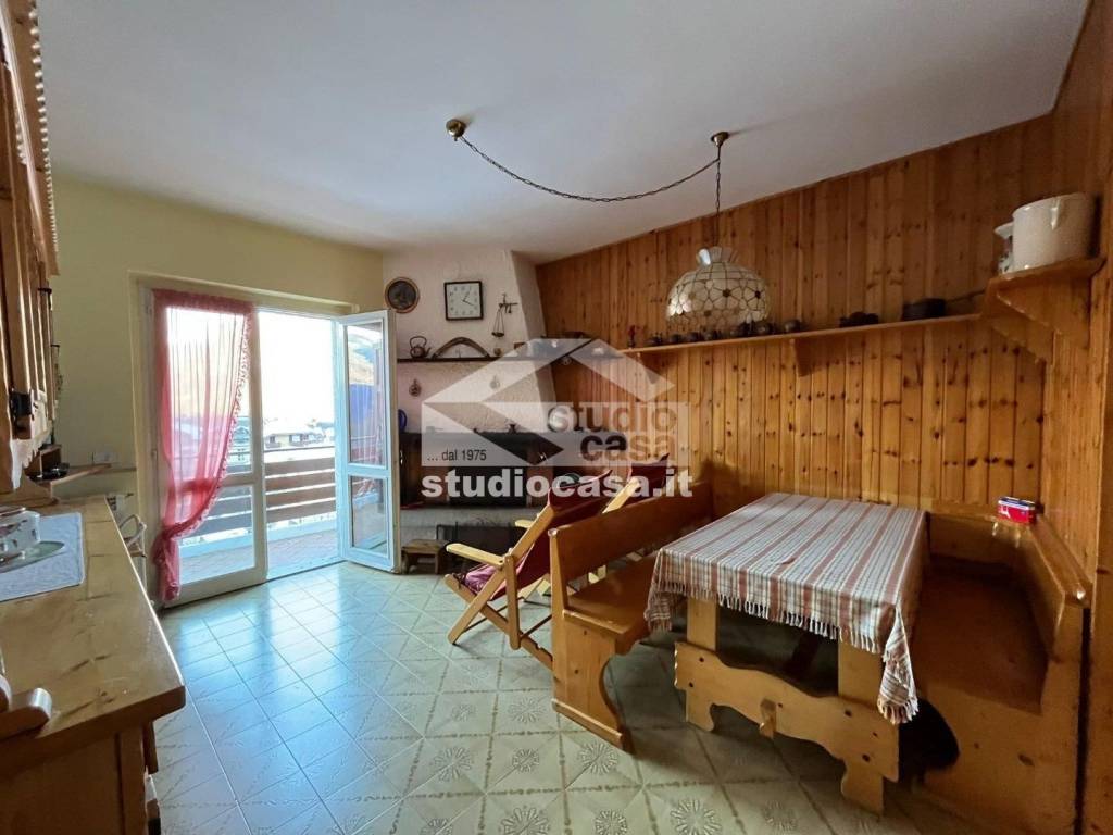 appartamento in vendita a Taleggio in zona Peghera