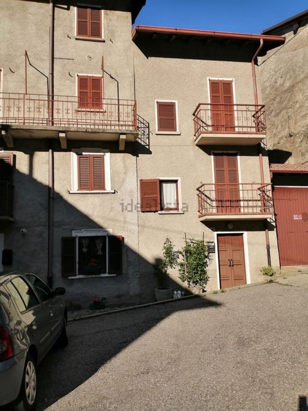 casa indipendente in vendita a Taleggio