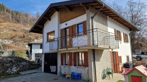 casa indipendente in vendita a Taleggio