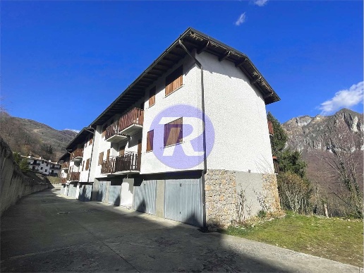 appartamento in vendita a Taleggio in zona Sottochiesa