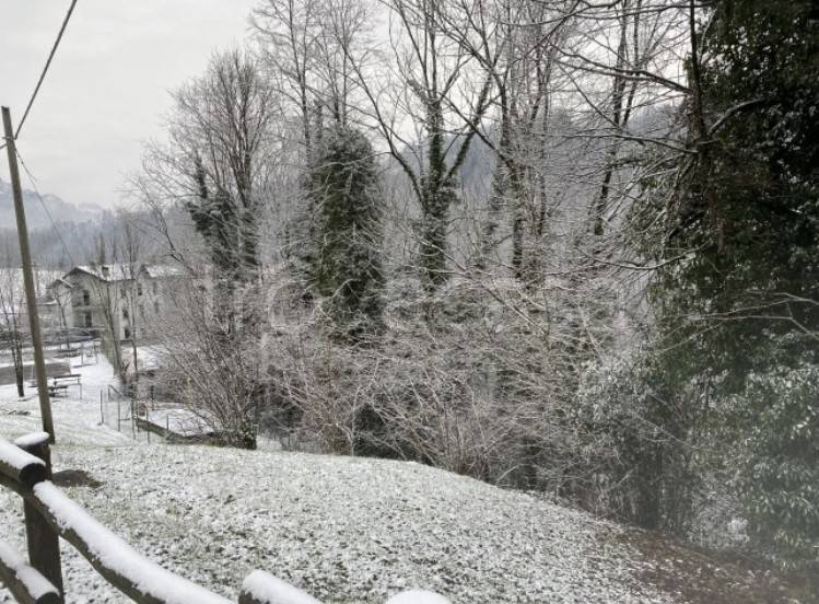 ufficio in vendita a Taleggio in zona Sottochiesa