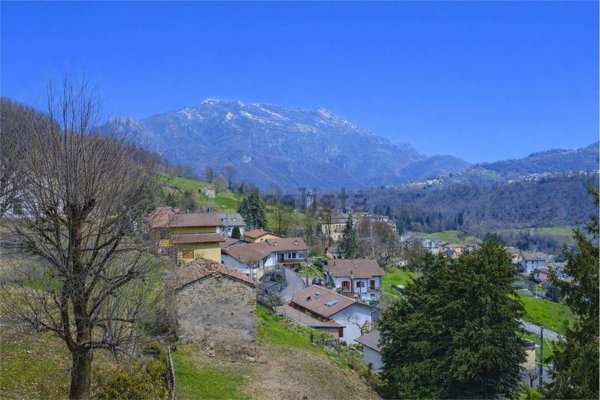 appartamento in vendita a Taleggio in zona Sottochiesa