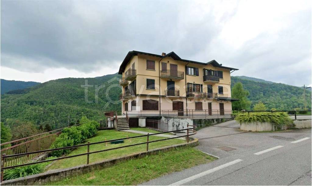 appartamento in vendita a Taleggio in zona Sottochiesa