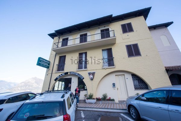 appartamento in vendita a Tavernola Bergamasca