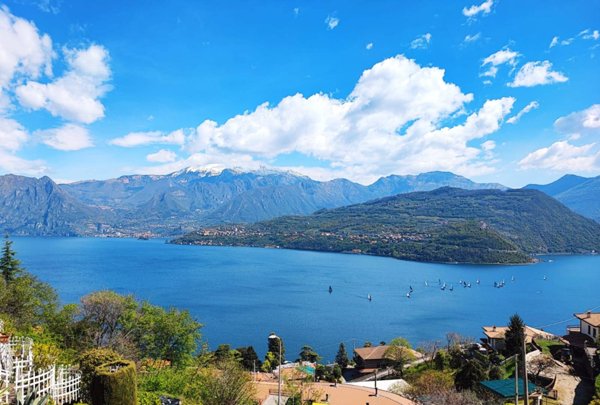 appartamento in vendita a Tavernola Bergamasca