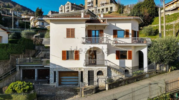 appartamento in vendita a Tavernola Bergamasca