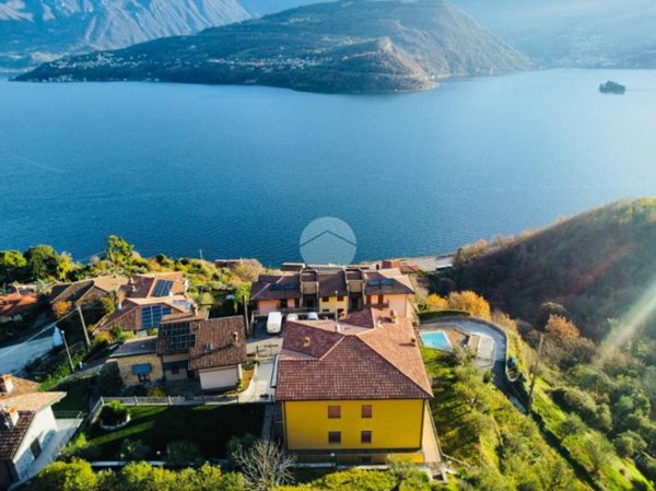 appartamento in vendita a Tavernola Bergamasca