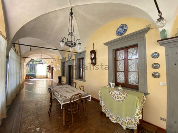 villa in vendita a Tavernola Bergamasca