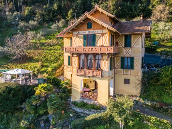 casa indipendente in vendita a Tavernola Bergamasca