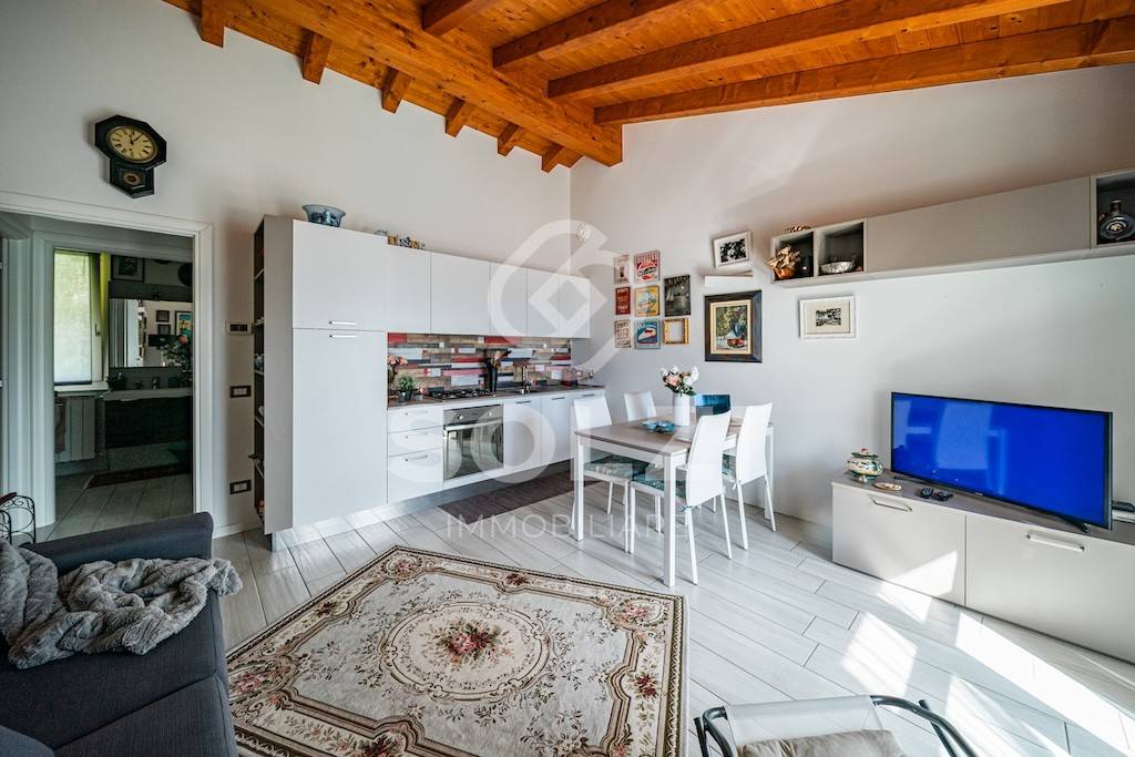 appartamento in vendita a Tavernola Bergamasca in zona Gallinarga