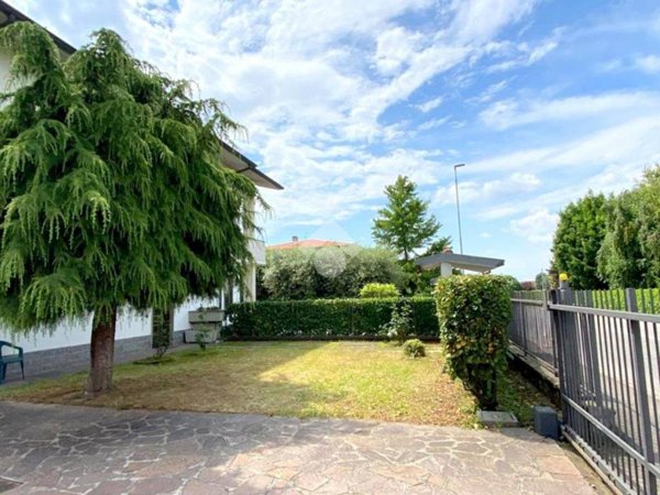 casa indipendente in vendita a Telgate