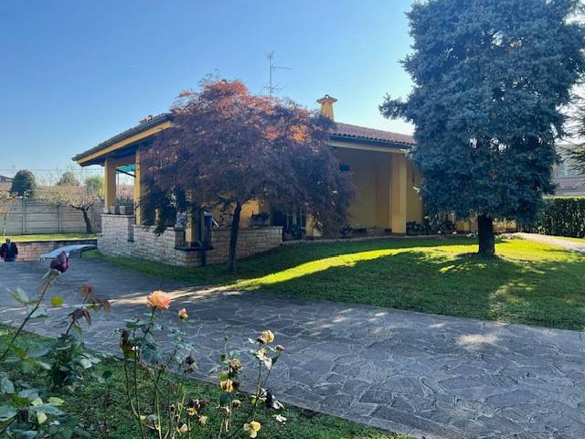 casa indipendente in vendita a Telgate